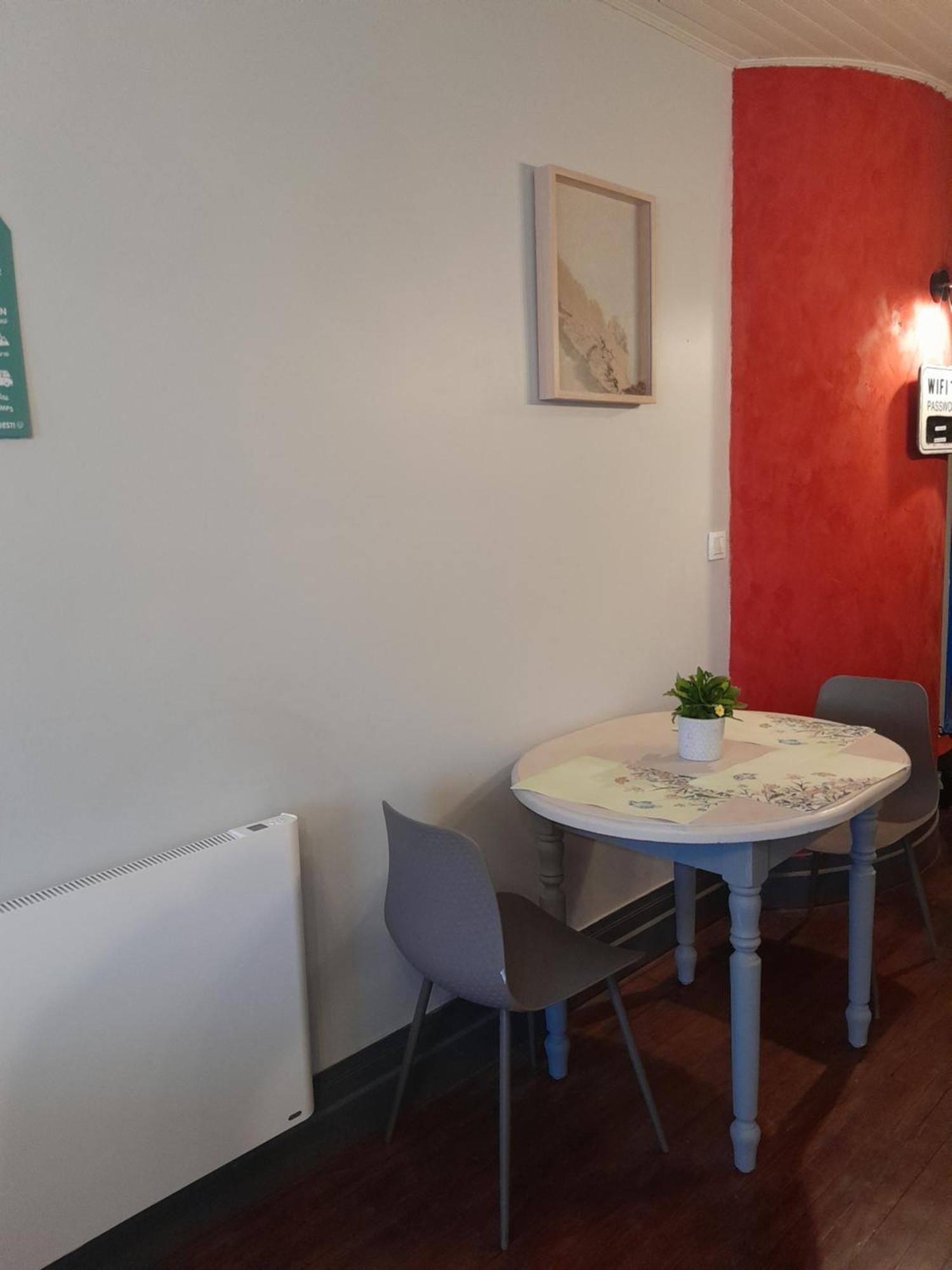 L entre deux, 2 chambres, salon, sdb et wc séparés Belin-Beliet Habitación foto